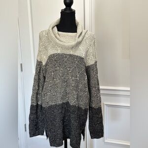 Jeanne Pierre Cowl turtleneck Sweater – Size L